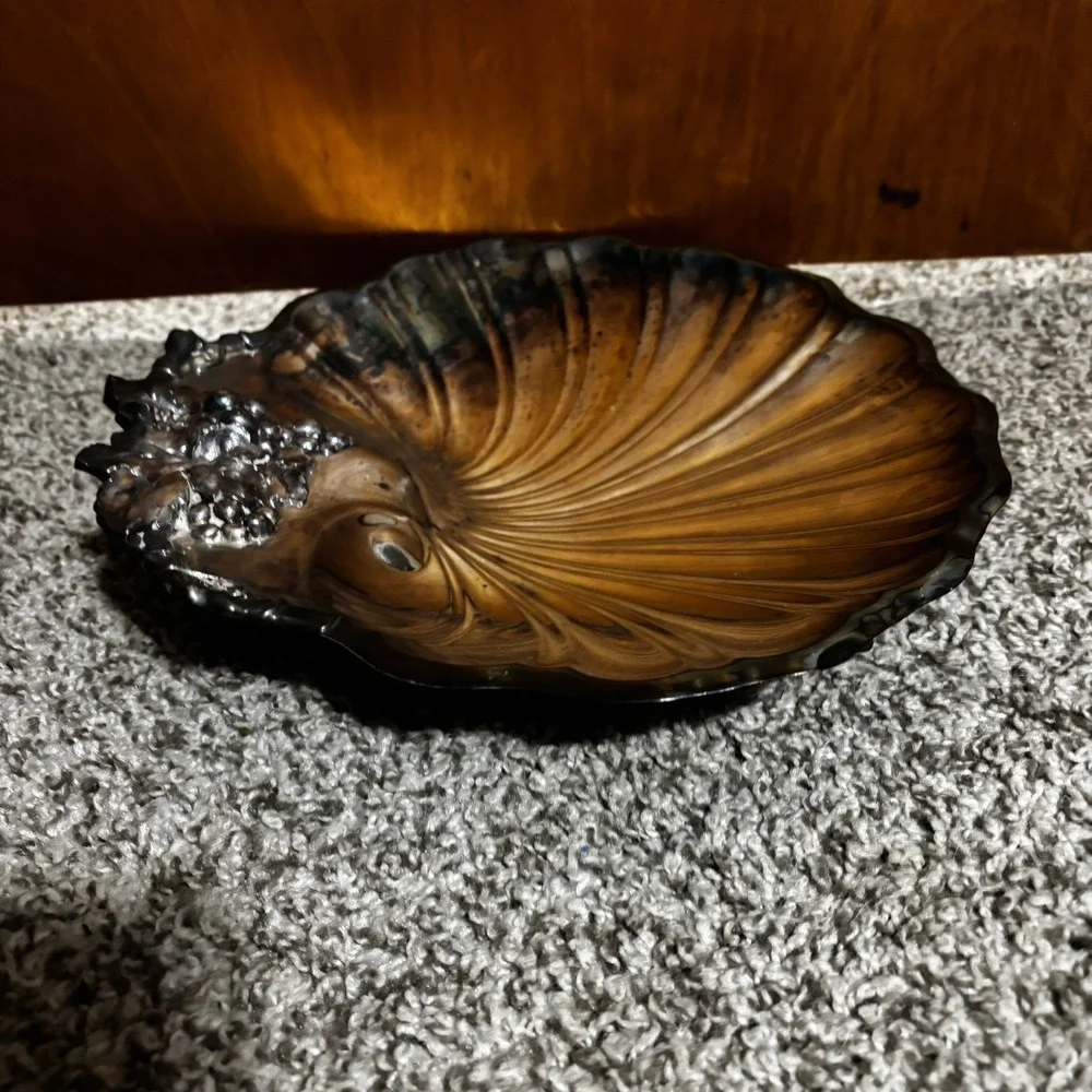 Vintage-Reed and Barton 200 Silverplate Scallop Shell Grapes Serving Dish Bowl